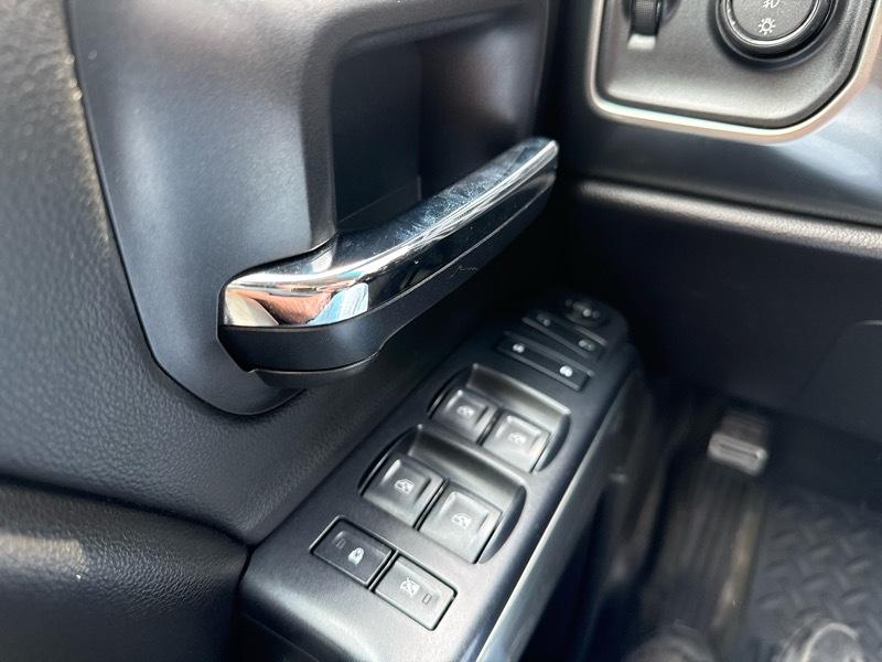 Chevrolet Silverado 1500 1LT Crew Cab 4WD 2016
