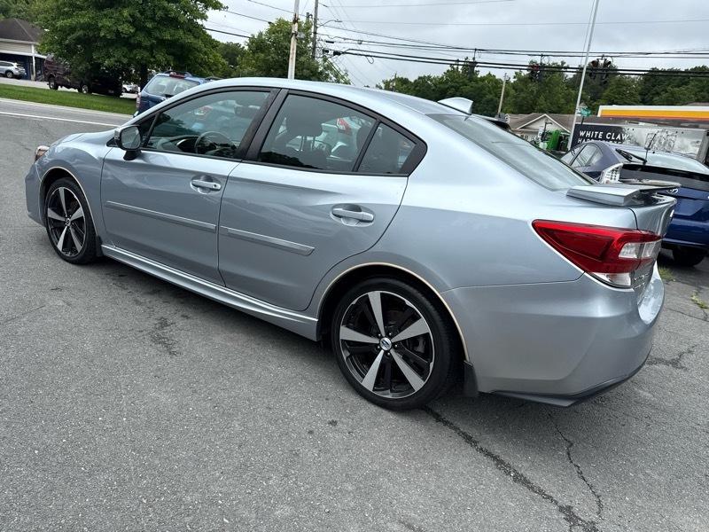 Subaru Impreza 2.0i Sport CVT 4-Door 2017