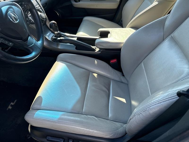 Acura TL 6-Speed AT SH-AWD with Tech Package and HPT 2012