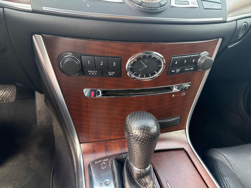 Infiniti M 45 AWD 2008
