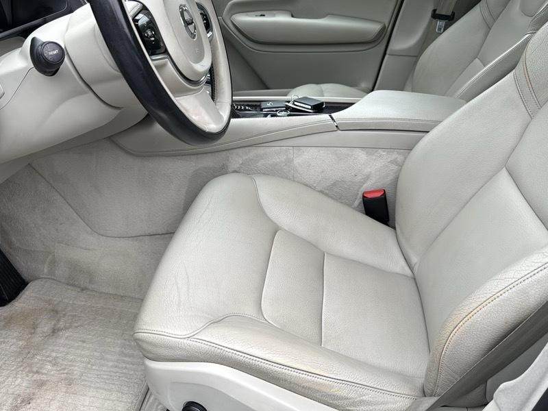 Volvo XC90 T6 Momentum AWD 2016