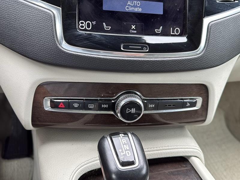 Volvo XC90 T6 Momentum AWD 2016
