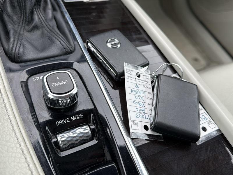 Volvo XC90 T6 Momentum AWD 2016
