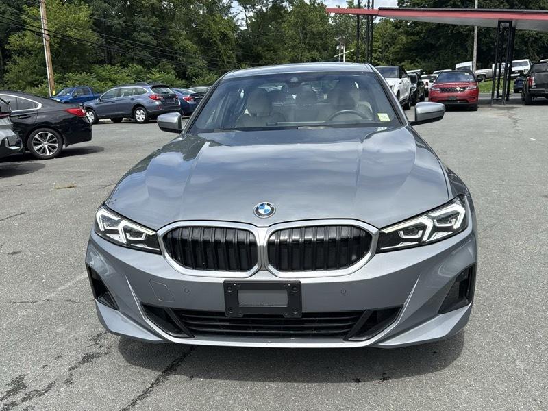 BMW 3-Series 330i xDrive 2024