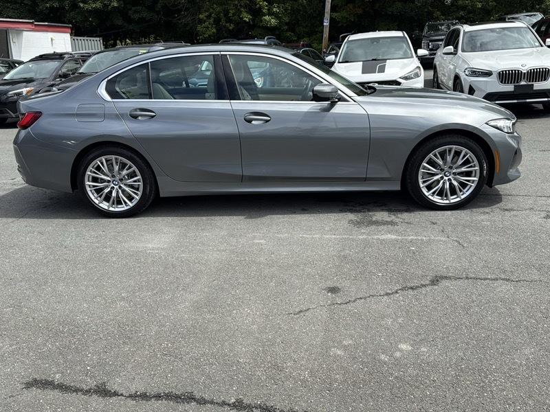 BMW 3-Series 330i xDrive 2024