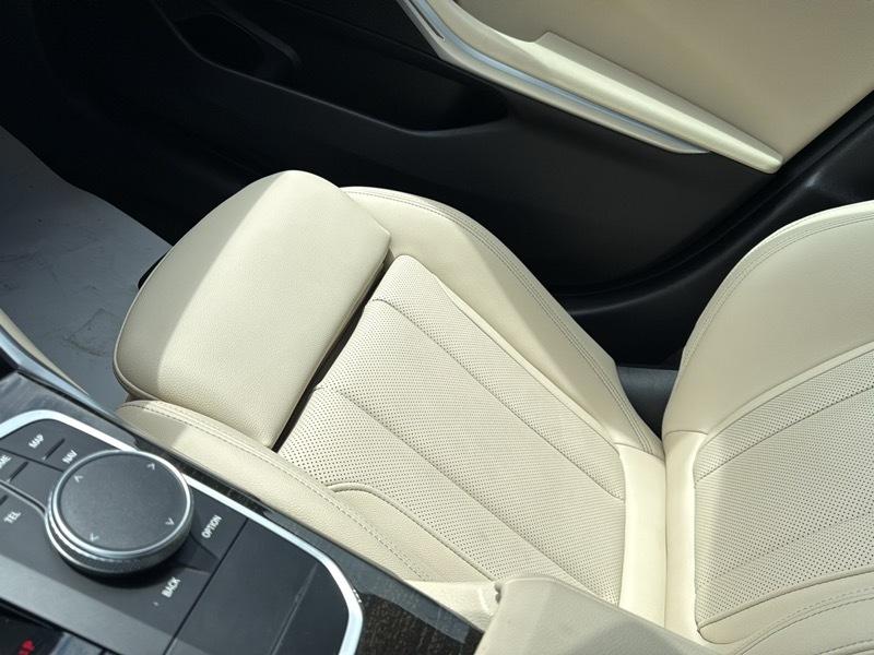 BMW 3-Series 330i xDrive 2024