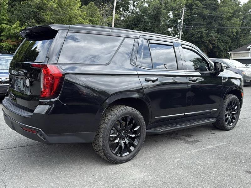 GMC Yukon 4dr 4WD SLT 2022