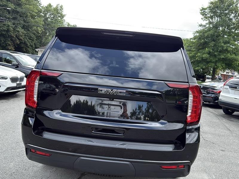 GMC Yukon 4dr 4WD SLT 2022