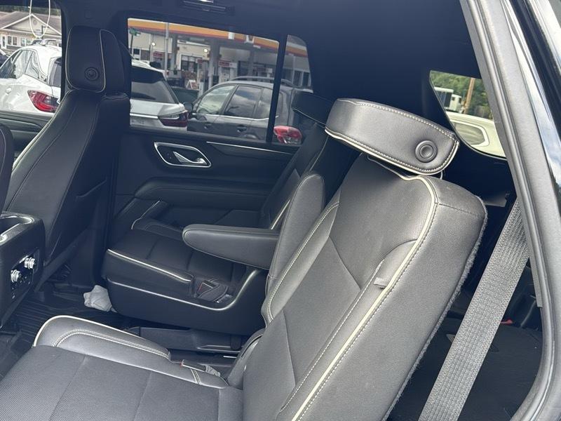 GMC Yukon 4dr 4WD SLT 2022