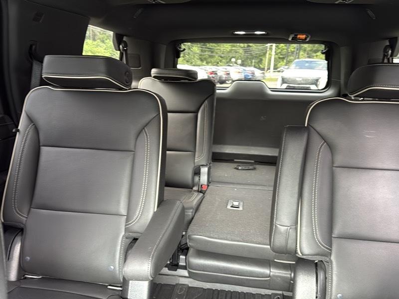GMC Yukon 4dr 4WD SLT 2022
