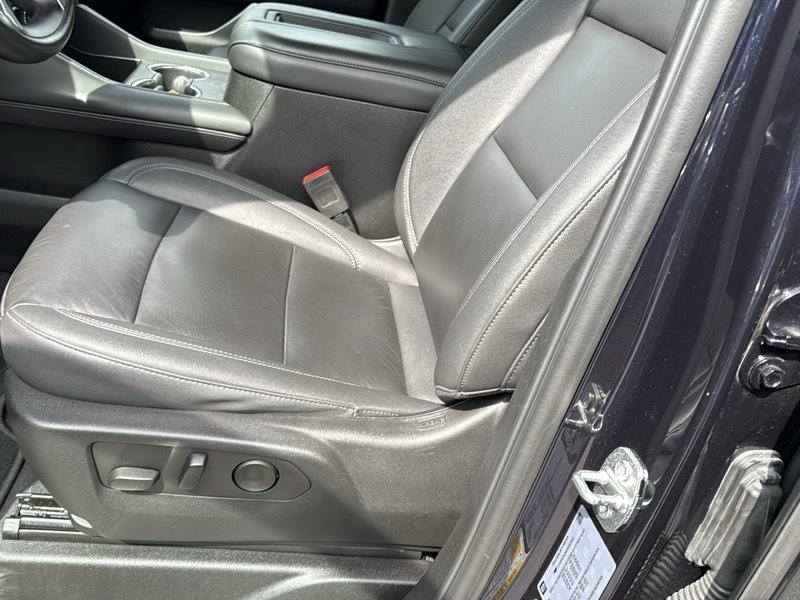 Chevrolet Suburban LT 4WD 2023