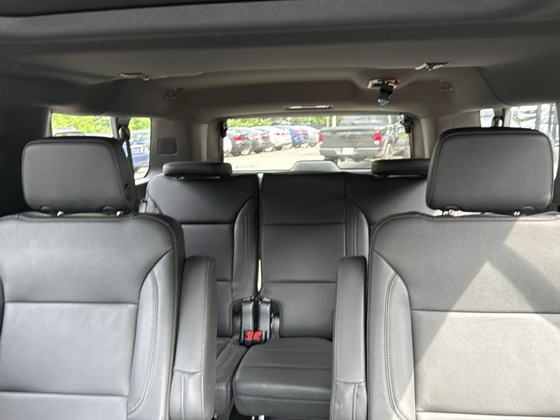 Chevrolet Suburban LT 4WD 2023
