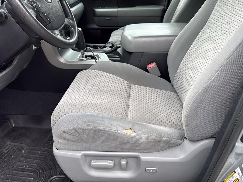 Toyota Tundra SR5 Double Cab 4WD 2013