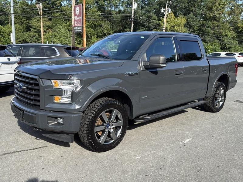 2017 Ford F-150 4WD SuperCrew 145" XLT