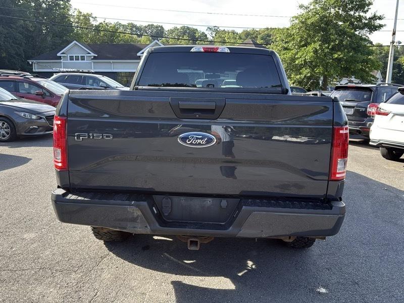 Ford F-150 4WD SuperCrew 145" XLT 2017