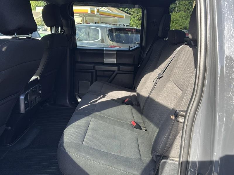 Ford F-150 4WD SuperCrew 145" XLT 2017