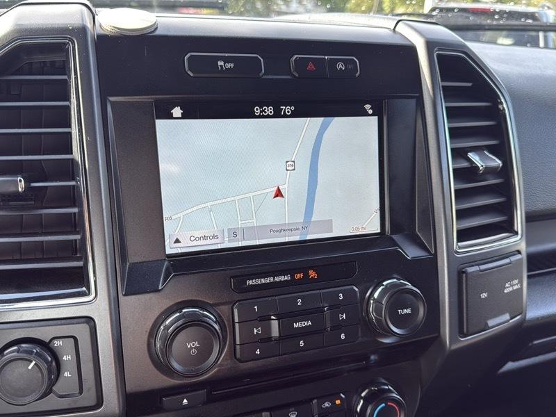Ford F-150 4WD SuperCrew 145" XLT 2017