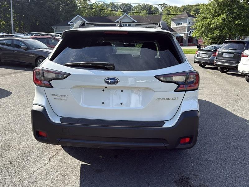 Subaru Outback Premium 2023