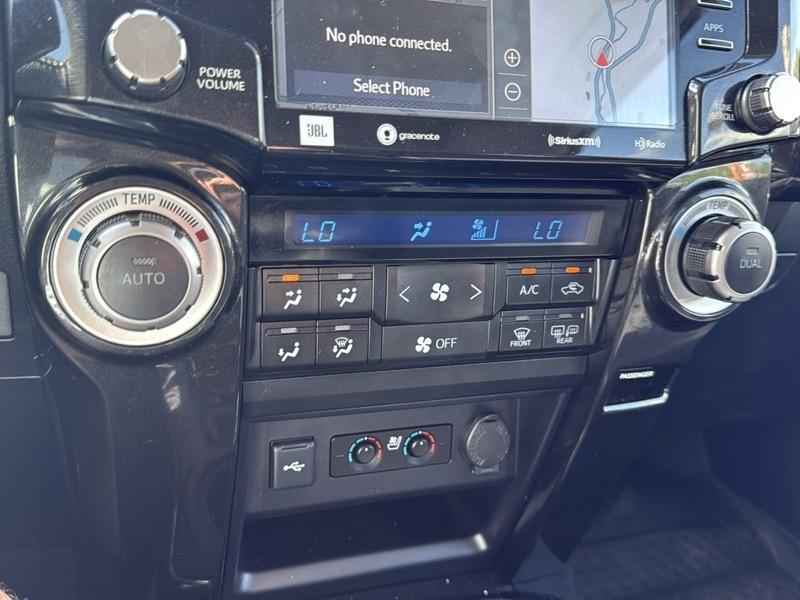 Toyota 4Runner Nightshade 4WD 2021
