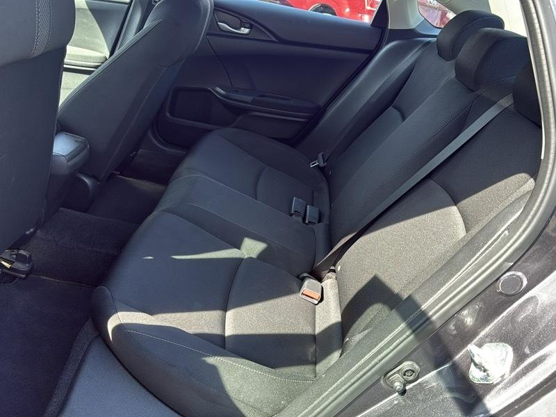 Honda Civic 4dr Sdn LX Auto 2017