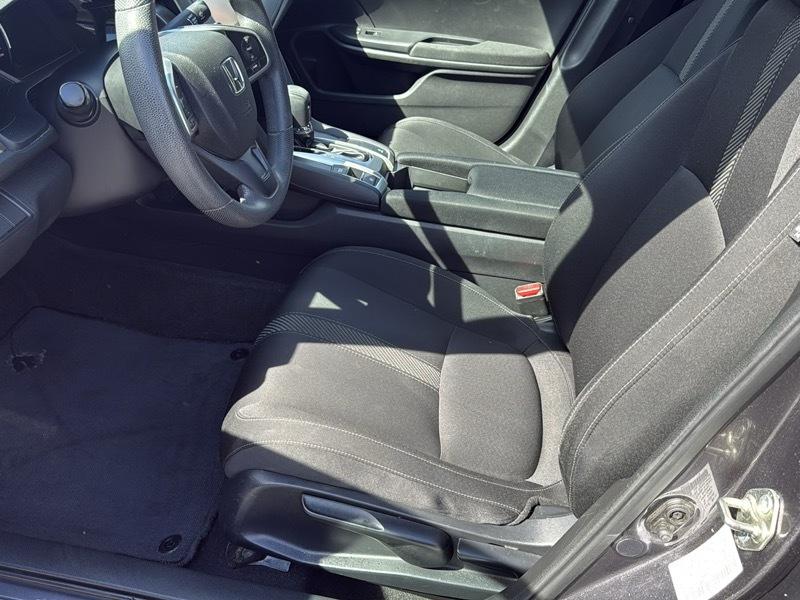 Honda Civic 4dr Sdn LX Auto 2017