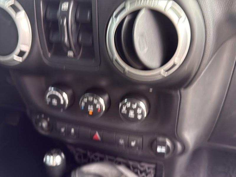 Jeep Wrangler Unlimited Rubicon 4WD 2015