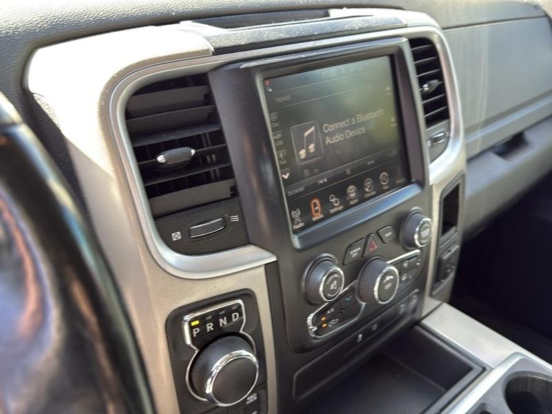 RAM 1500 4WD Crew Cab 140.5" Big Horn 2014