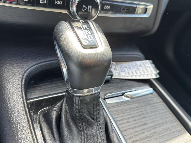 Volvo XC90 T5 Momentum 2020