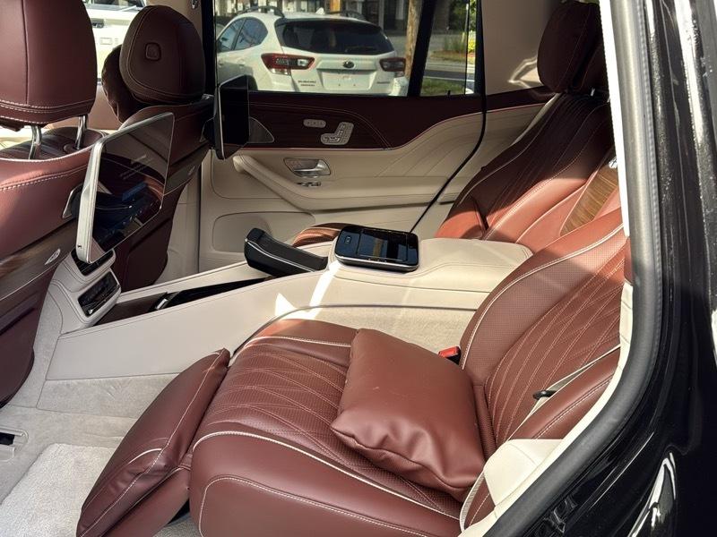 Mercedes-Benz GLS Maybach GLS 600 4MATIC SUV 2026