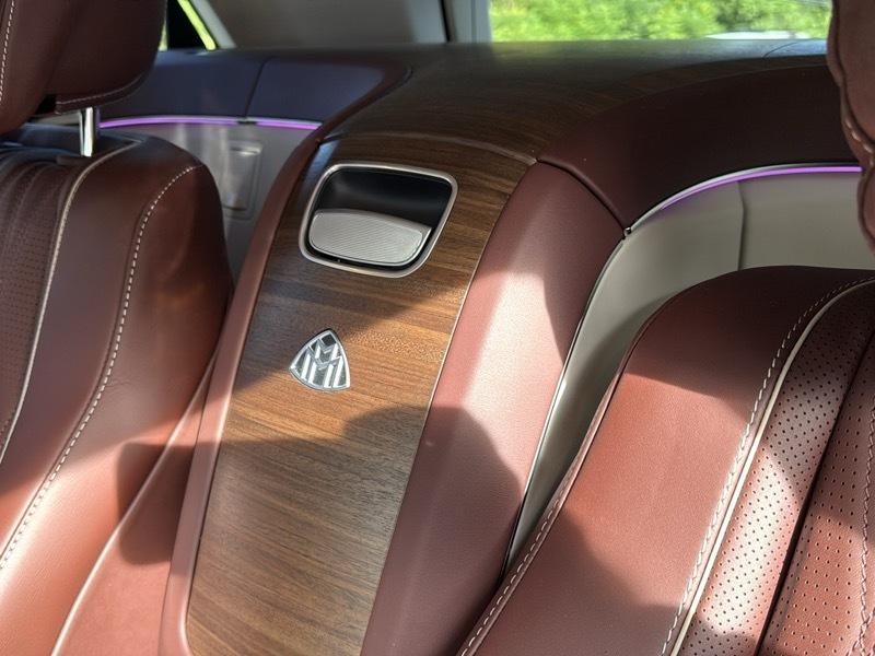 Mercedes-Benz GLS Maybach GLS 600 4MATIC SUV 2026