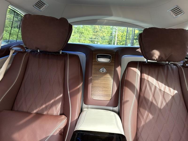 Mercedes-Benz GLS Maybach GLS 600 4MATIC SUV 2026