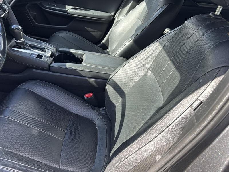 Honda Civic Sport 4D Hatchback 2017