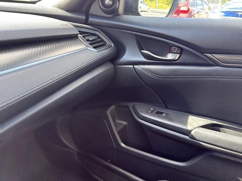 Honda Civic Sport 4D Hatchback 2017
