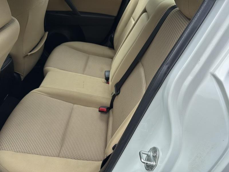 Mazda MAZDA3 i Touring AT 4-Door 2013