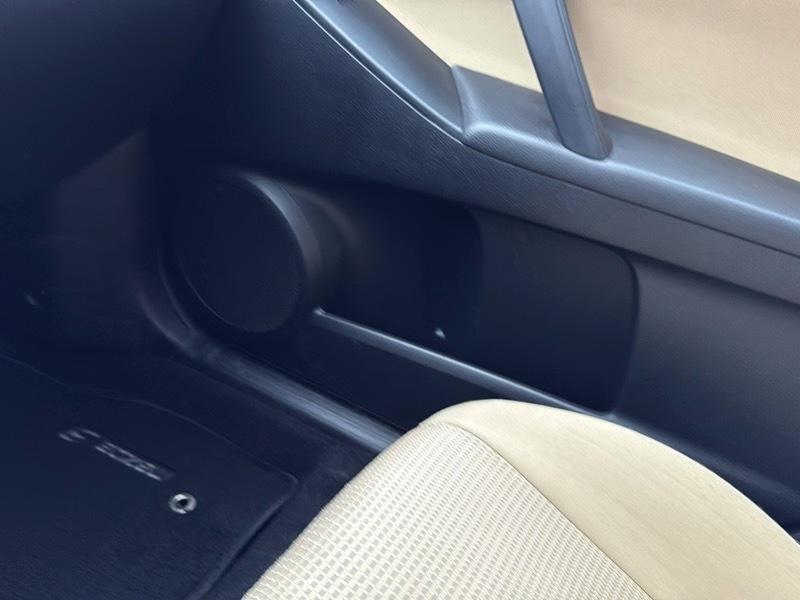 Mazda MAZDA3 i Touring AT 4-Door 2013