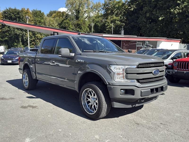 Ford F-150 4WD SuperCrew 150" Lariat 2020