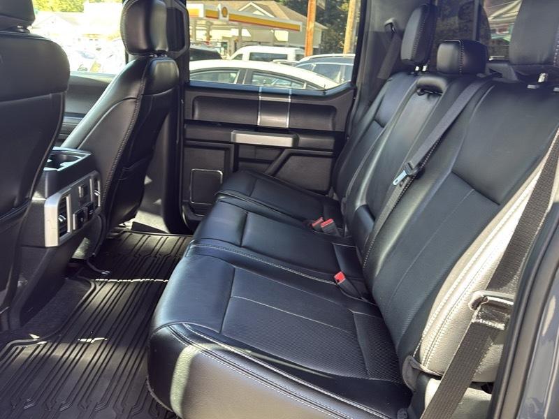 Ford F-150 4WD SuperCrew 150" Lariat 2020