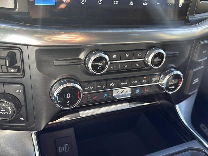 Ford F-150 4WD SuperCrew 145" Lariat 2021
