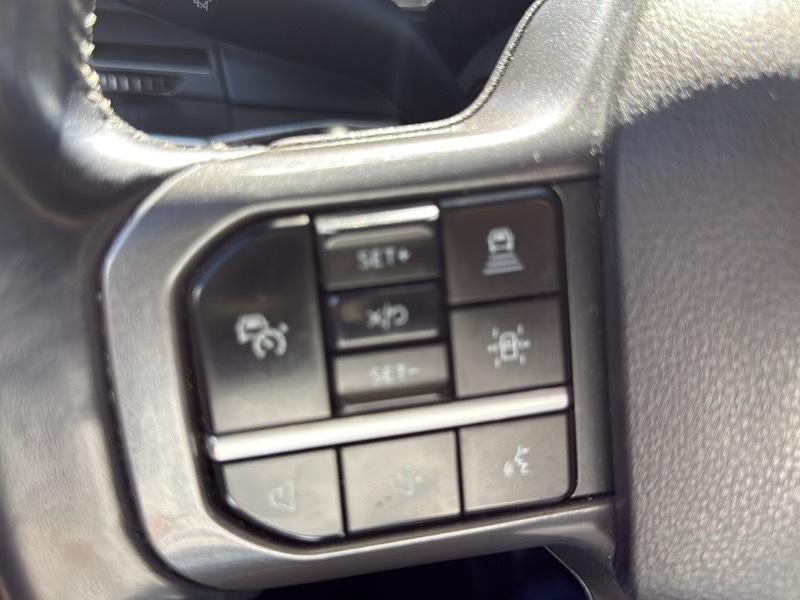 Ford F-150 4WD SuperCrew 145" Lariat 2021