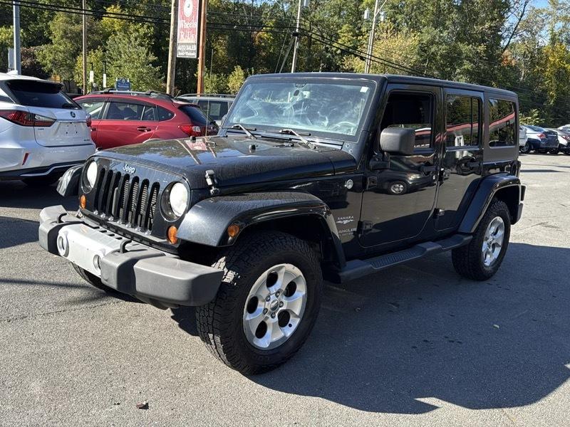 2013 Jeep Wrangler Unlimited Sahara 4WD