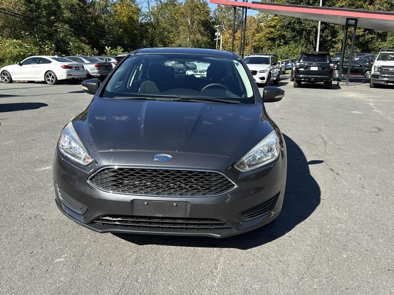 Ford Focus SE Hatch 2015