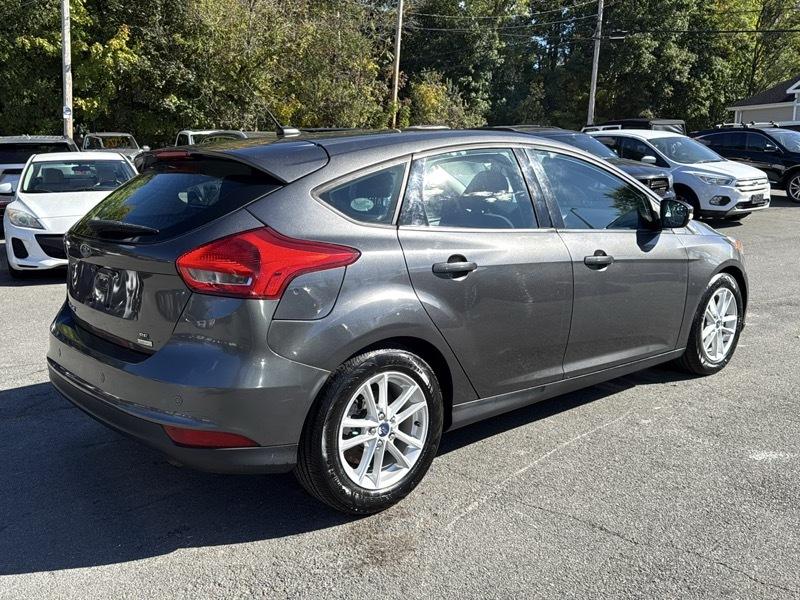 Ford Focus SE Hatch 2015