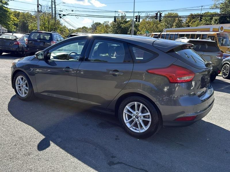 Ford Focus SE Hatch 2015