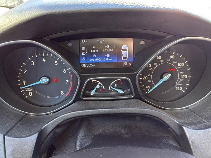 Ford Focus SE Hatch 2015