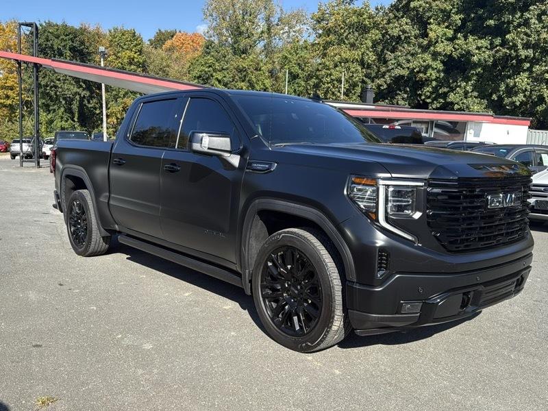 GMC Sierra 1500 Denali Ultimate Crew Cab 4WD 2024