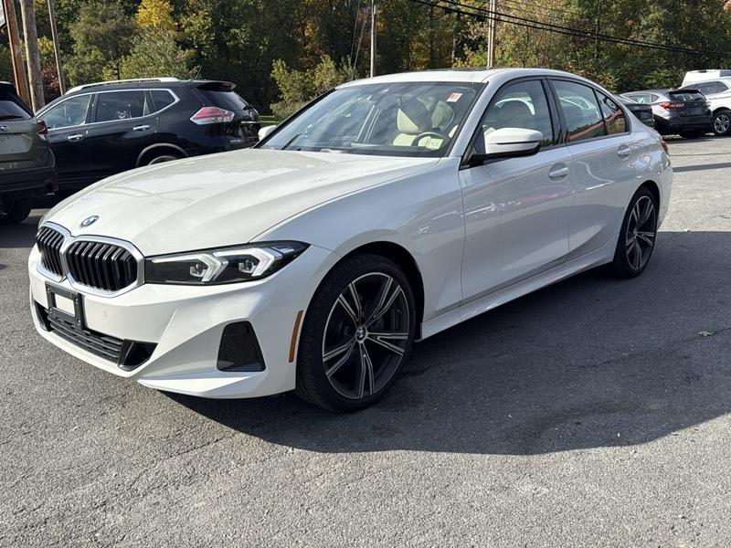 2023 BMW 3-Series 330i xDrive