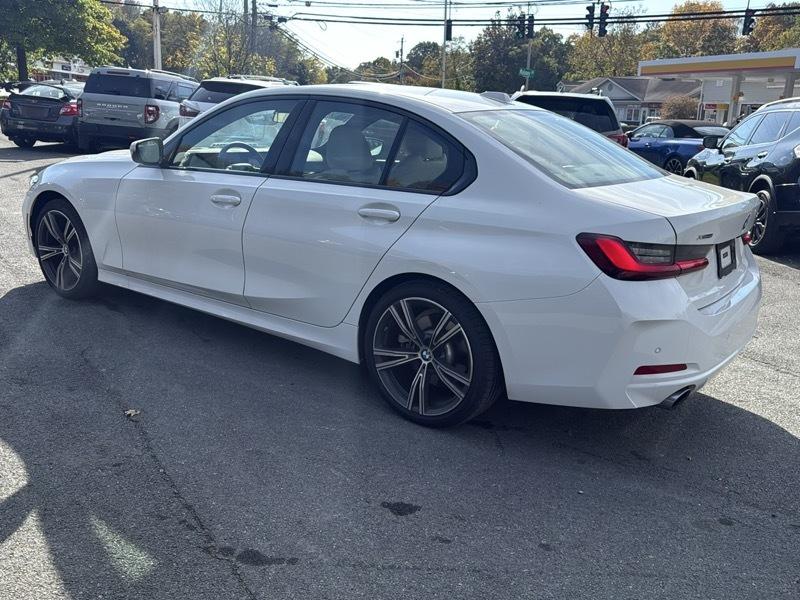BMW 3-Series 330i xDrive 2023