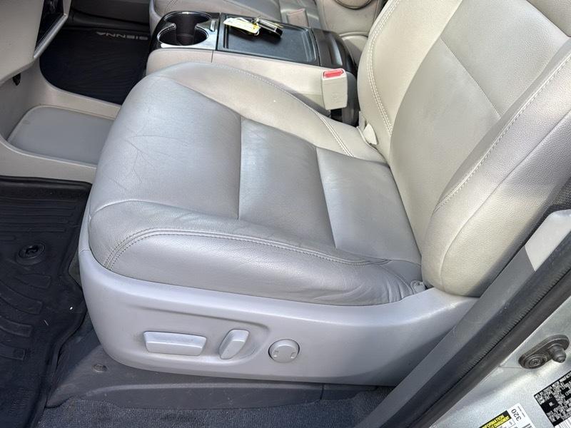 Toyota Sienna XLE 7-Passenger AWD 2020