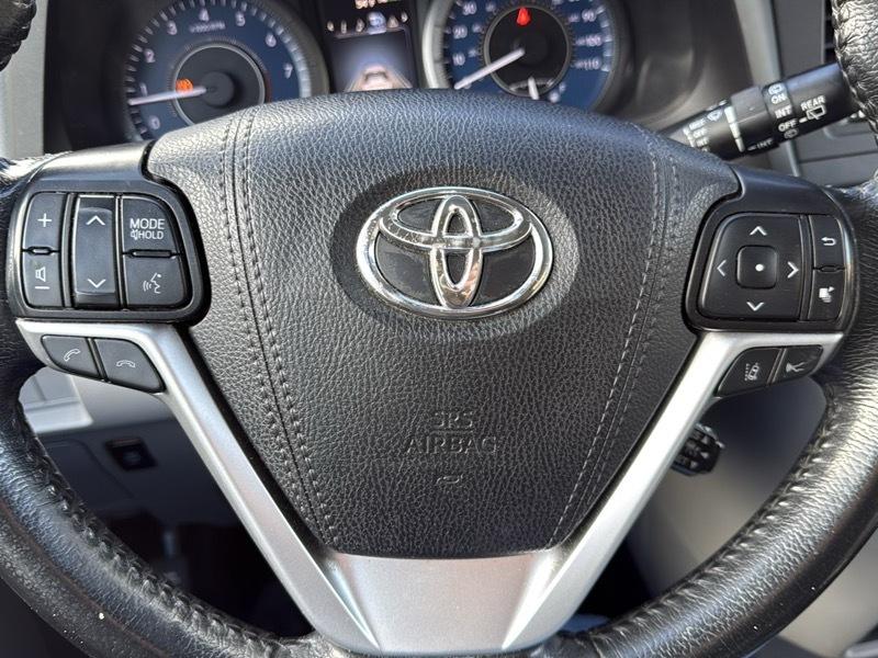 Toyota Sienna XLE 7-Passenger AWD 2020
