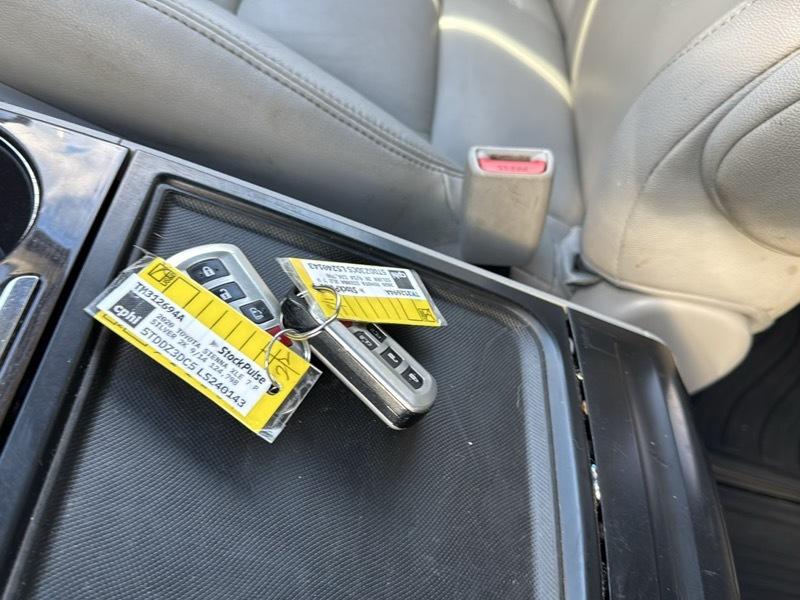 Toyota Sienna XLE 7-Passenger AWD 2020
